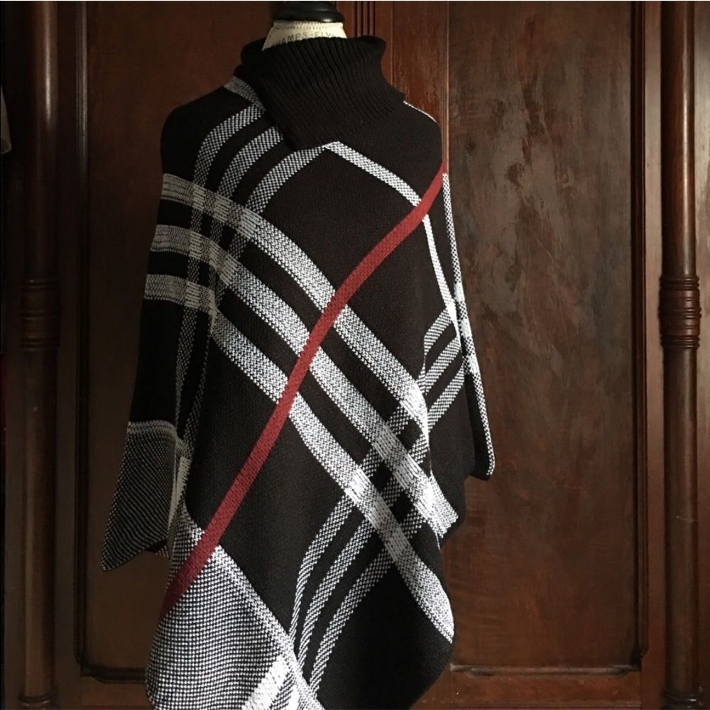 Plaid Turtleneck Poncho black cream red
